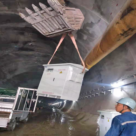 大批隧道升降压到达用户施工现场